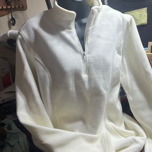 Very warm pull over top